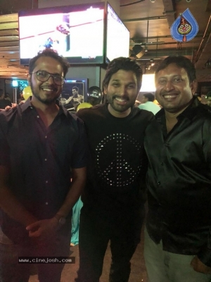 Allu Arjun Threw A Lavish Party For Team Taxiwala - 1 of 3