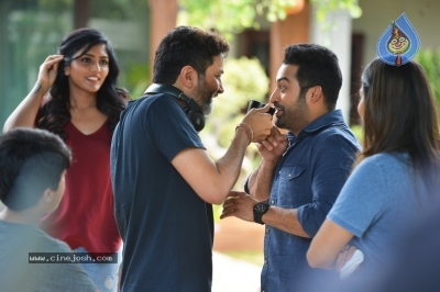 Aravindha Sametha Working Photos - 8 of 10