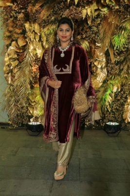 Armaan Jains Wedding Reception - 18 of 42