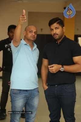 Army People Watching Naa Peru Surya Movie - 33 of 55