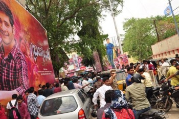 Brahmotsavam Release Hungama - 18 of 49