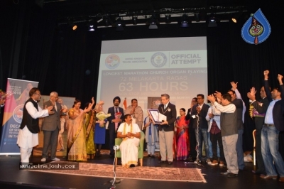 Chiranjeevi  Praises Guinness Record Winner Ramana Murthy - 14 of 21