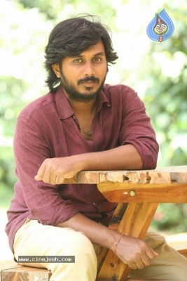 Desam Lo Dongalu Paddaru Director Gautham Interview Photos - 1 of 12