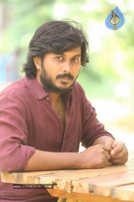 Desam Lo Dongalu Paddaru Director Gautham Interview Photos - 11 of 12