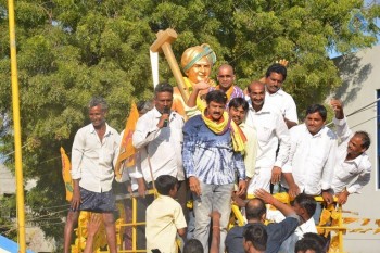 Dictator Audio Launch Rally Hyd to Amaravathi 2 - 26 of 38