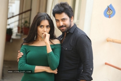 E EE Movie Trailer Launch Photos - 7 of 21