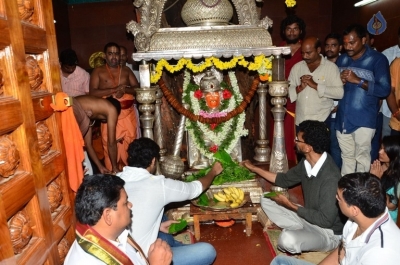Fidaa Team at Maddi Anjaneya Swamy Temple - 36 of 42