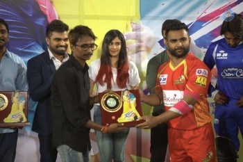Garam Platinum Disc Function at CCL Match - 39 of 42