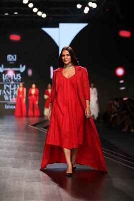 Heroines Walks The Ramp At Lotus Fashion Week 2019 - 11 of 21