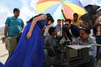 Idi Naa Love Story Working Photos - 32 of 42