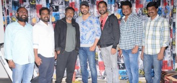 Inthalo Enenni Vinthalo Movie First Look Photos - 3 of 8