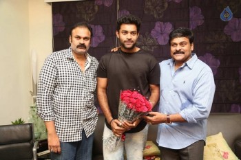 Kanche Team Meets Chiranjeevi - 5 of 57