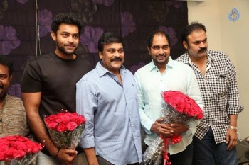 Kanche Team Meets Chiranjeevi - 42 of 57