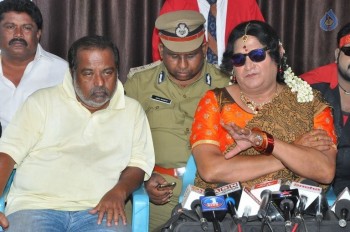 Khayyum Bhai Movie On Location Press Meet - 21 of 30