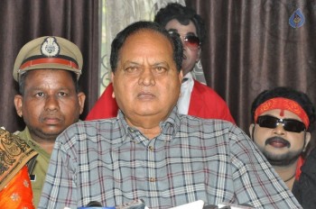 Khayyum Bhai Movie On Location Press Meet - 28 of 30