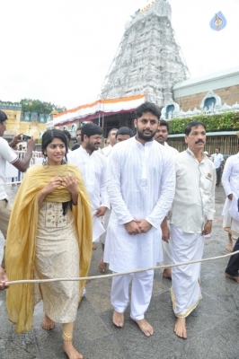 Lie Movie Team Visits Tirumala - 13 of 14