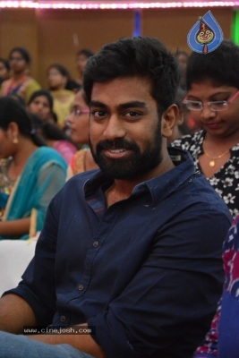 London Babulu Team at Khammam College - 1 of 21