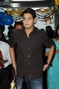 Mahesh Babu at Universal Cell Shop - 40 of 115