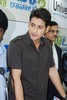 Mahesh Babu at Universal Cell Shop - 59 of 115