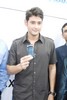 Mahesh Babu at Universal Cell Shop - 103 of 115