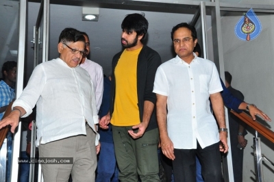 Mega Star Chiranjeevi Watching Vijetha Movie - 16 of 28