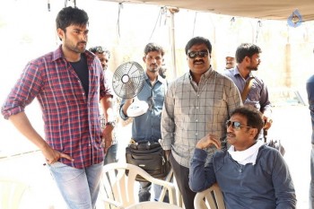 Mister Movie Working Stills - 9 of 9