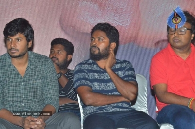Nenjil Thunivirundhal Tamil Movie Trailer Launch - 7 of 20