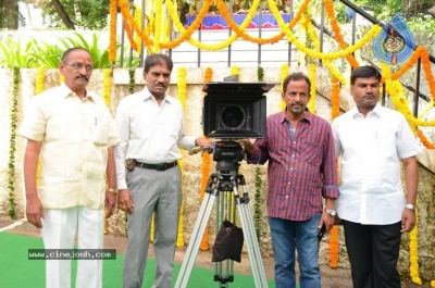 Nuvvakkada Nenikkada Movie Opening - 18 of 27