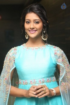 Pooja Jhaveri Gallery - 14 of 33