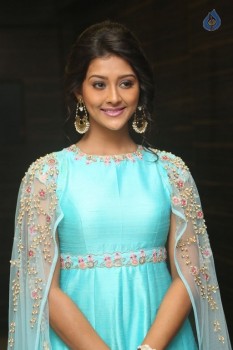 Pooja Jhaveri Gallery - 21 of 33