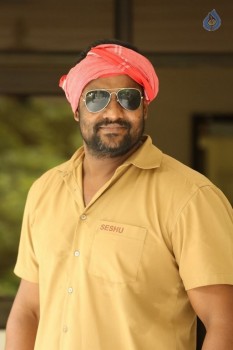 Prabhakar Right Right Interview Photos - 13 of 21