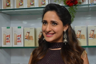 Pragya Jaiswal Launches B New Mobile Store Photos - 37 of 37