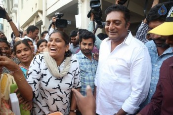 Prakash Raj Vegmantra Launch - 8 of 42