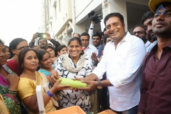 Prakash Raj Vegmantra Launch - 17 of 42