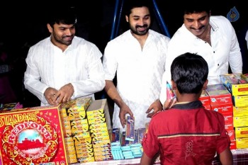 Raju Gari Gadhi team Diwali Celebrations at Care Centre - 16 of 49