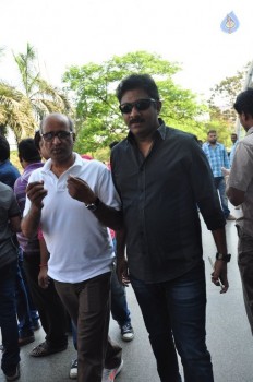 Sardaar Gabbar Singh Theatre Coverage  - 13 of 85