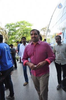 Sardaar Gabbar Singh Theatre Coverage  - 35 of 85