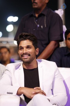 Sarrainodu Audio Success Celebrations 4 - 31 of 59
