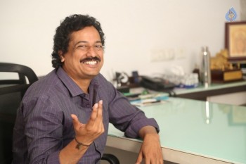 Satish Vegesna Interview Photos - 20 of 36