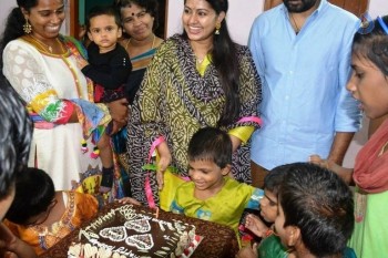 Sneha Birthday Celebrations  - 3 of 21