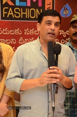 Srinivasa Kalyanam Team at KLM Fashion Mall - 25 of 25