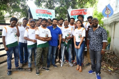 Suriya Flag Off Gst Vandi From Golisoda 2 Promotions - 9 of 15
