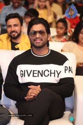 Taxiwala Pre Release Event 02 - 33 of 40