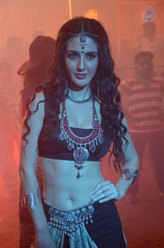 Thikka Song Shooting Coverage Photos - 36 of 42