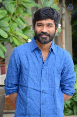 VIP 2 Team Interview Photos - 6 of 8