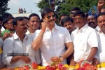 Vivek Oberoi at Paritala House - 5 of 10