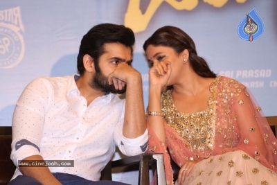 Vunnadi Okate Zindagi Movie Pre Release Function - 25 of 37