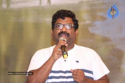 Vunnadi Okate Zindagi Movie Pre Release Function - 32 of 37