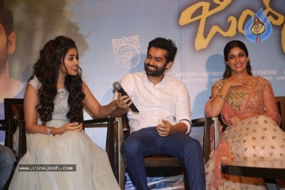 Vunnadi Okate Zindagi Movie Pre Release Function - 35 of 37