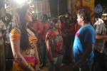 Zarine Khan at Naan Rajavaaga Pogiren Shooting Spot - 39 of 64